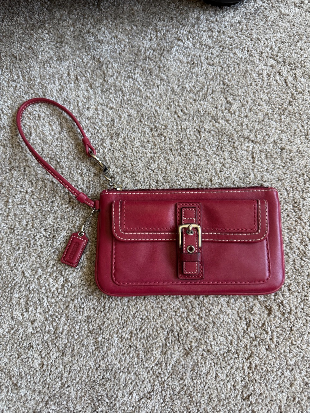 Vintage Y2K Coach Soho Red Leather Buckle Wristlet 40356 + Hang Tag